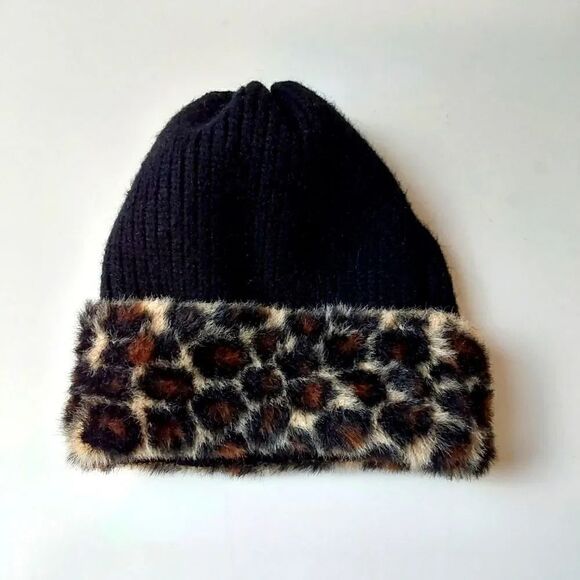 Kids Beanie/Toboggan  - Picture 3 of 4